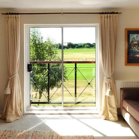 47 Wetherby Way, 3 Bedrooms, Sleeps 6, Easy Walk To Town, Parking, Self Catering, Great View Stratford-upon-Avon Exteriör bild