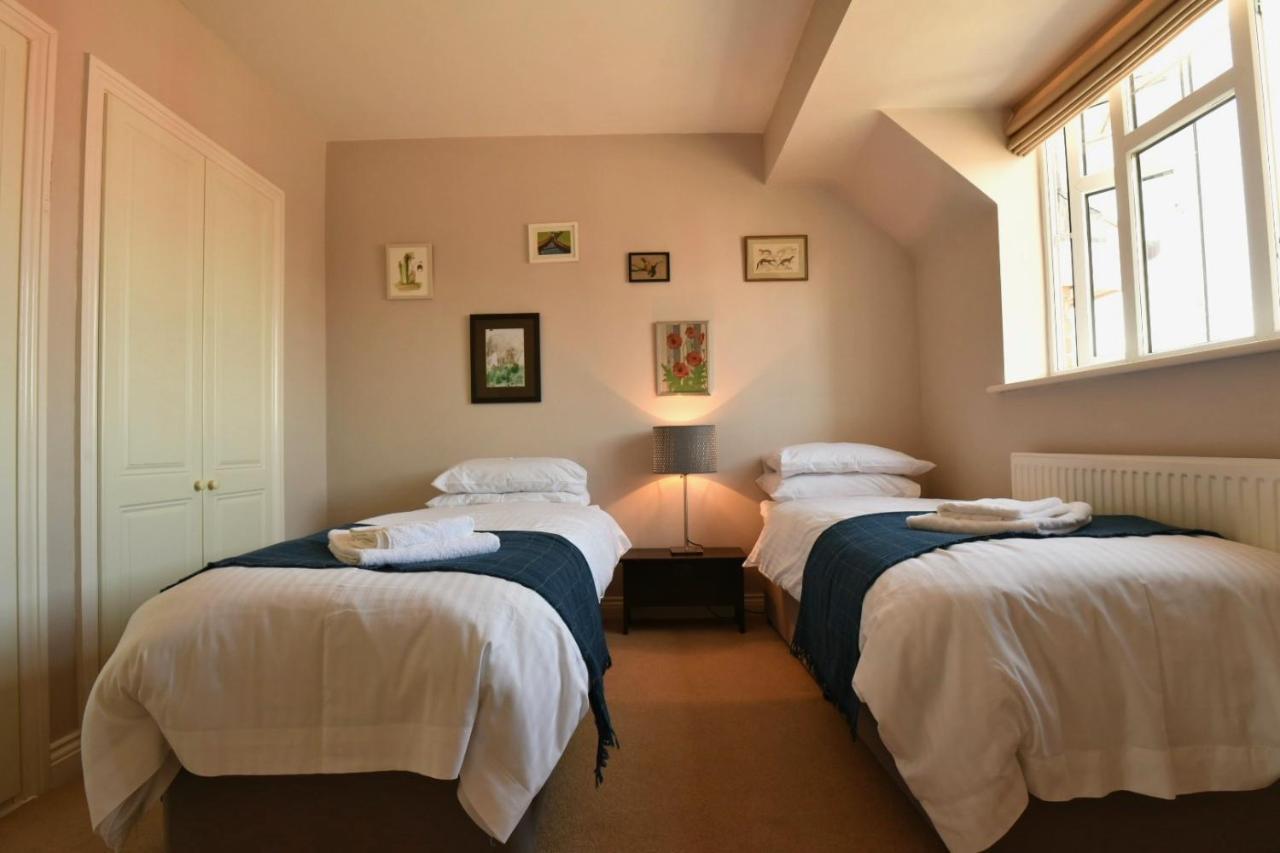 47 Wetherby Way, 3 Bedrooms, Sleeps 6, Easy Walk To Town, Parking, Self Catering, Great View Stratford-upon-Avon Exteriör bild