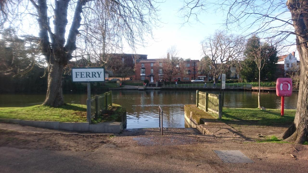 47 Wetherby Way, 3 Bedrooms, Sleeps 6, Easy Walk To Town, Parking, Self Catering, Great View Stratford-upon-Avon Exteriör bild